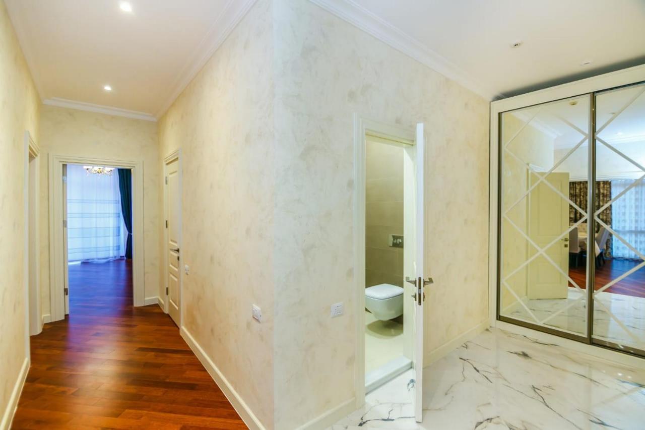 Lux Family Apartment in City Center Baku Extérieur photo