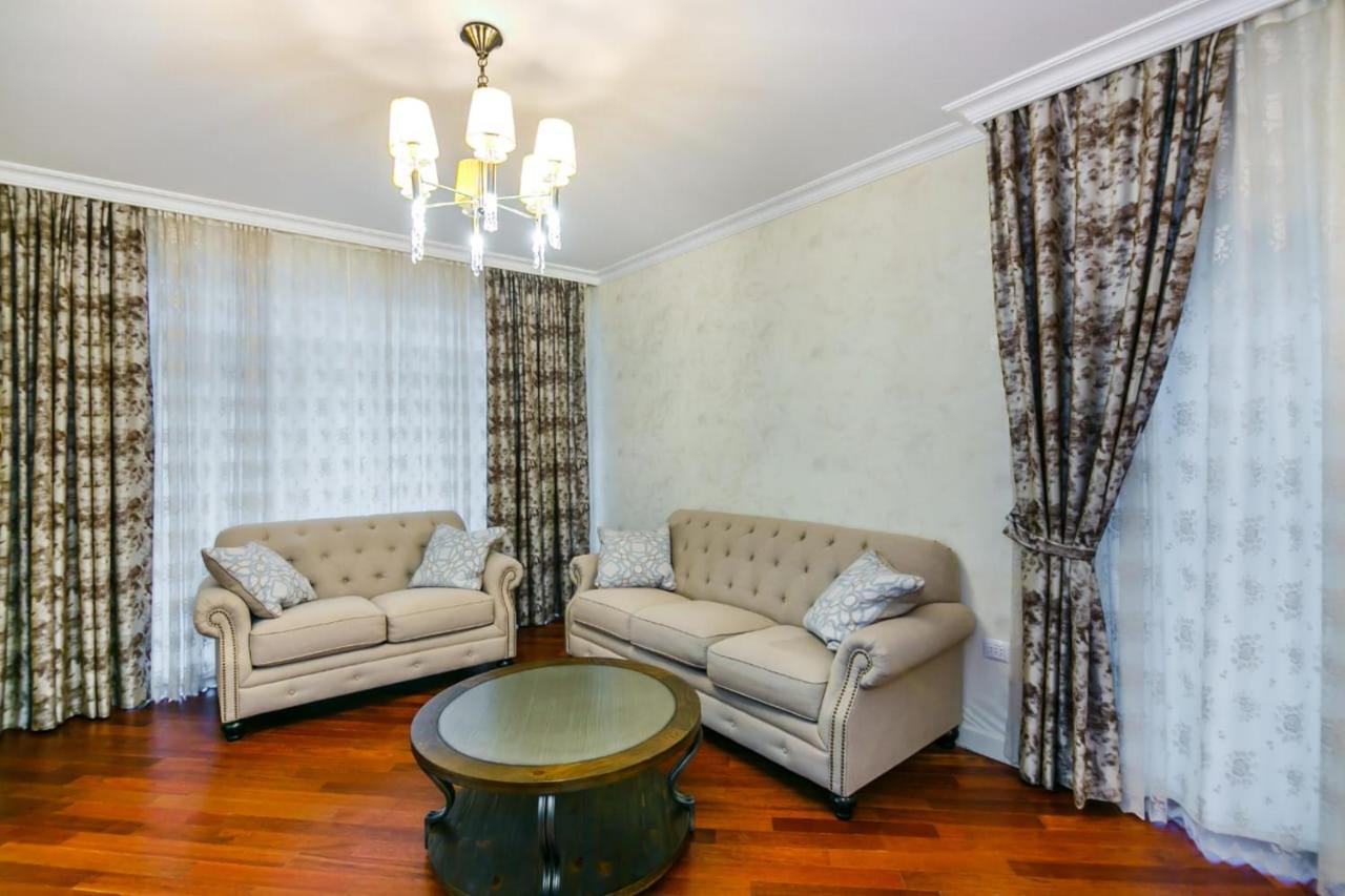 Lux Family Apartment in City Center Baku Extérieur photo