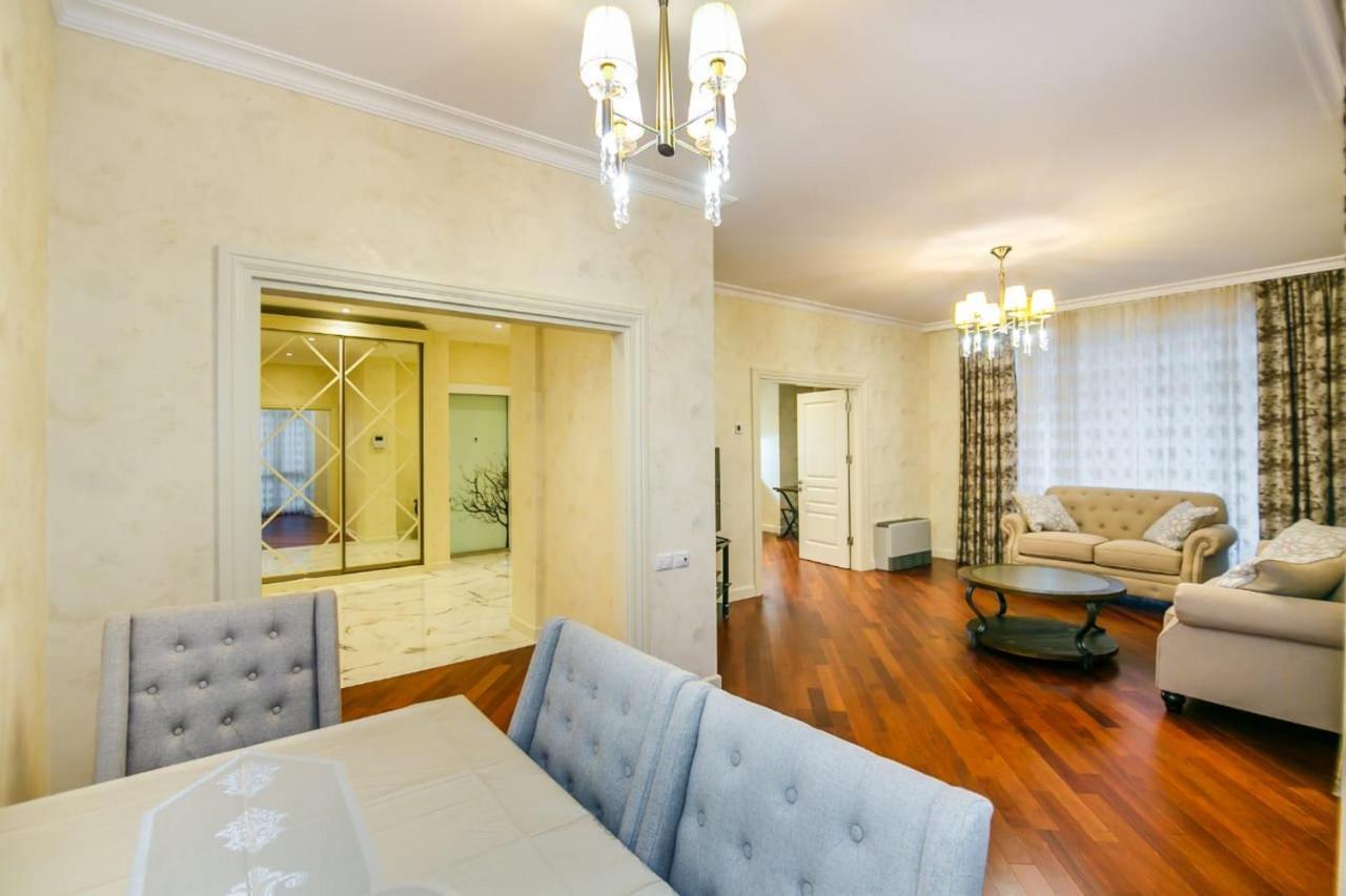 Lux Family Apartment in City Center Baku Extérieur photo