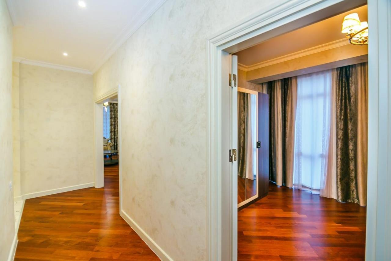 Lux Family Apartment in City Center Baku Extérieur photo